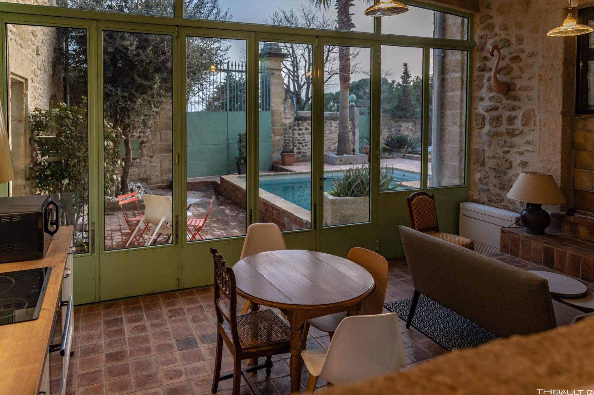 La Demeure Bed And Breakfast Aubais Exterior photo