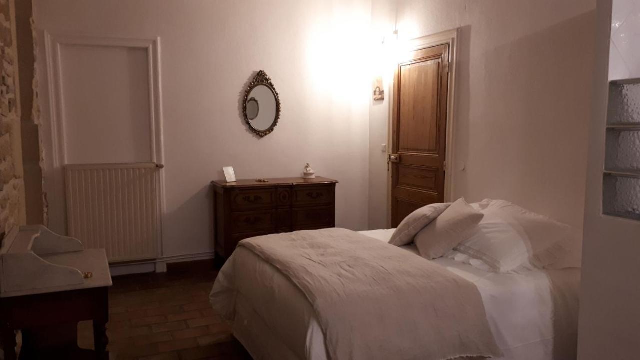 La Demeure Bed And Breakfast Aubais Exterior photo